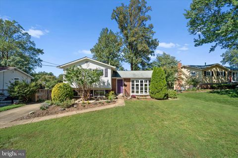 7456 MADEIRA PLACE ANNANDALE VA 22003