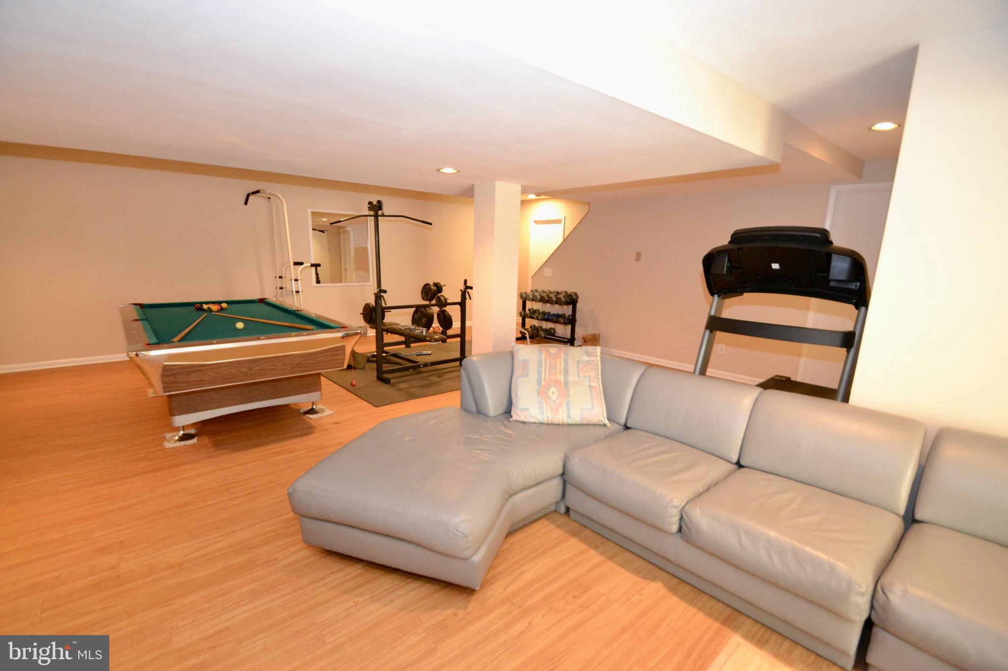 VELVET HILLS SOUTH - Residential