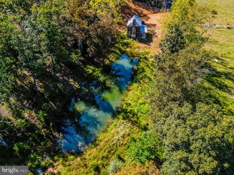 1165 RED FERN LN. AUGUSTA WV 26704