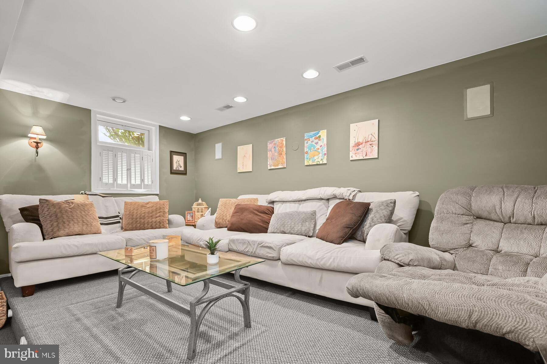 GLENSIDE FARMS - Residential