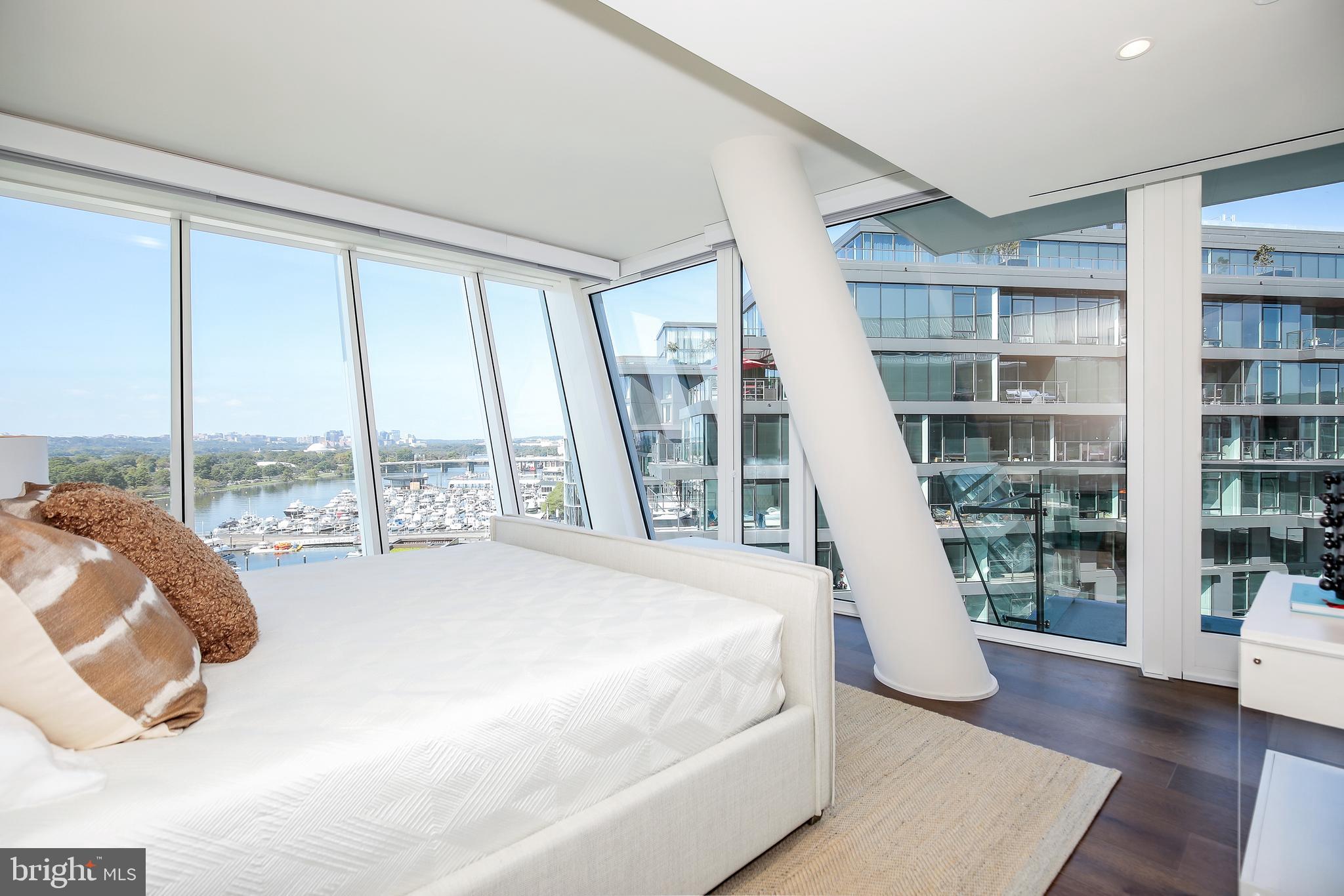 SOUTHWEST WATERFRONT - Residential