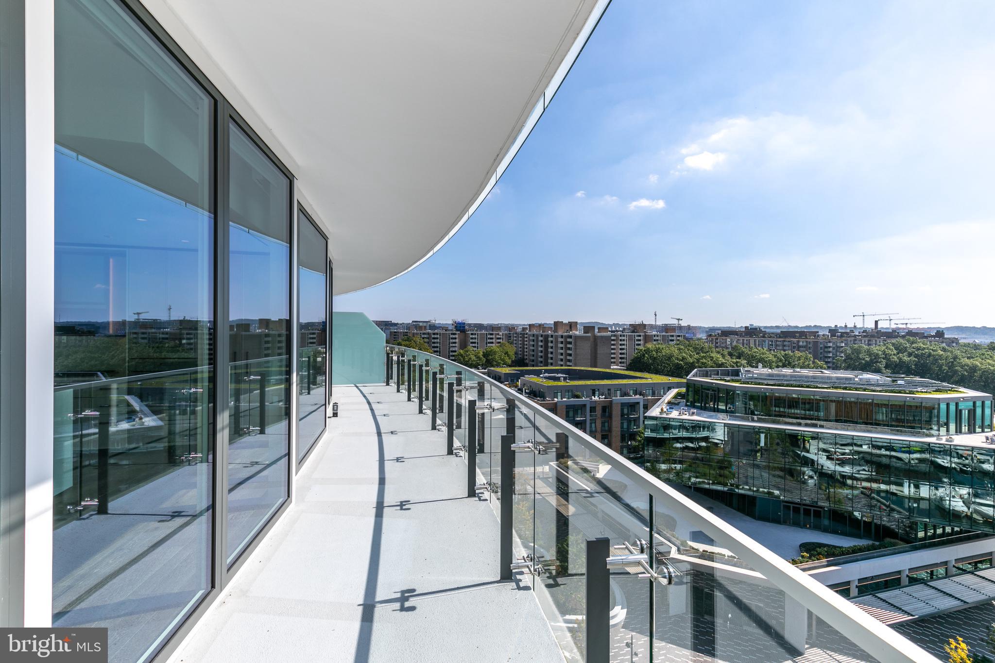SOUTHWEST WATERFRONT - Residential