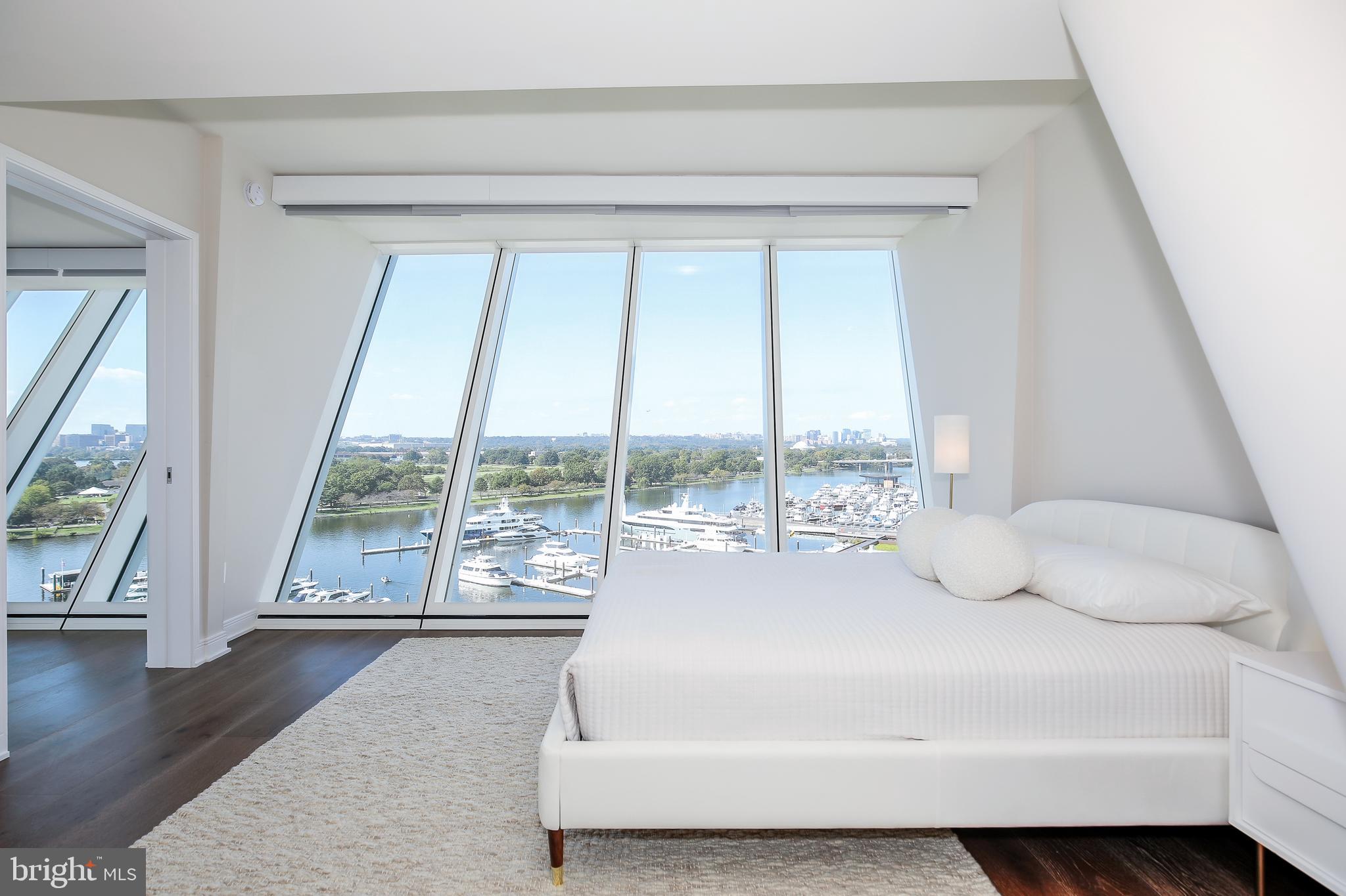 SOUTHWEST WATERFRONT - Residential