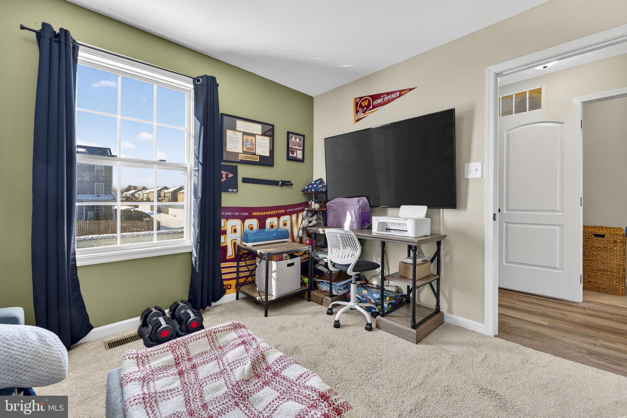 INWOOD VILLAGE - Residential