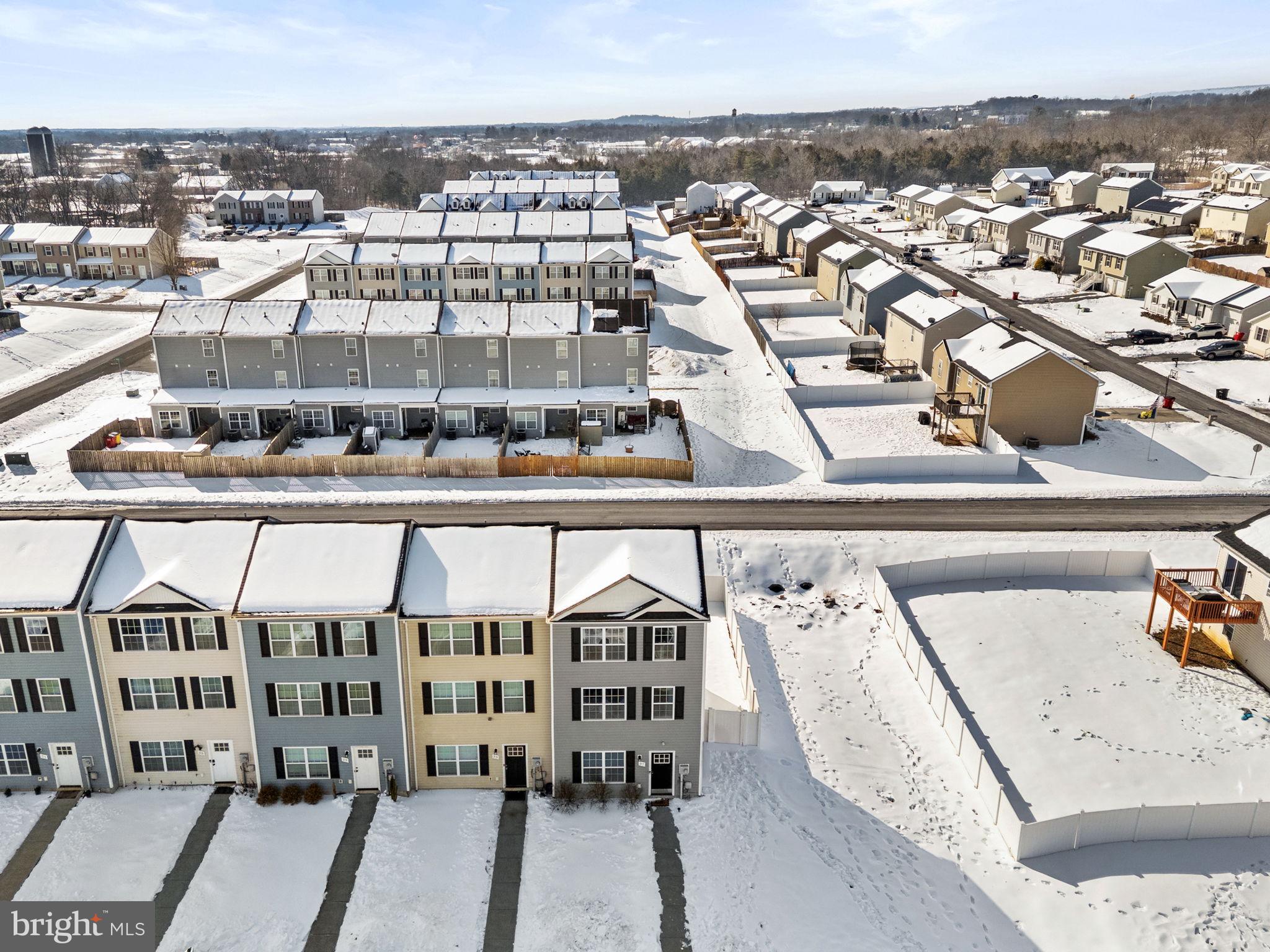 INWOOD VILLAGE - Residential