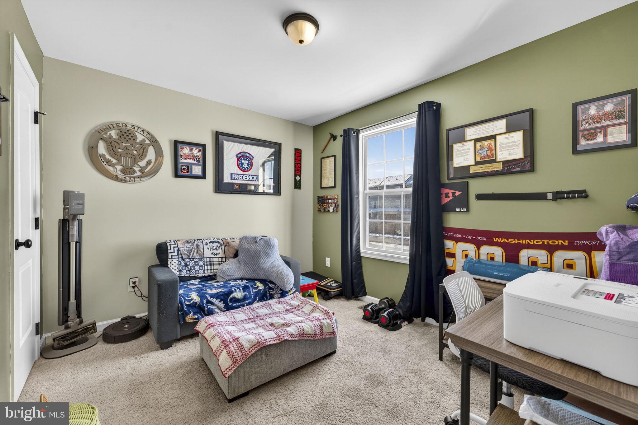 INWOOD VILLAGE - Residential