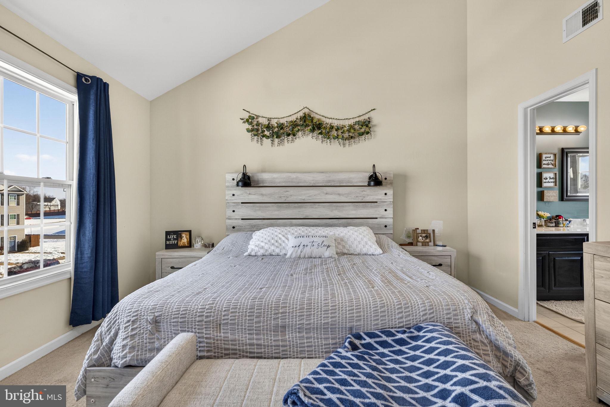 INWOOD VILLAGE - Residential