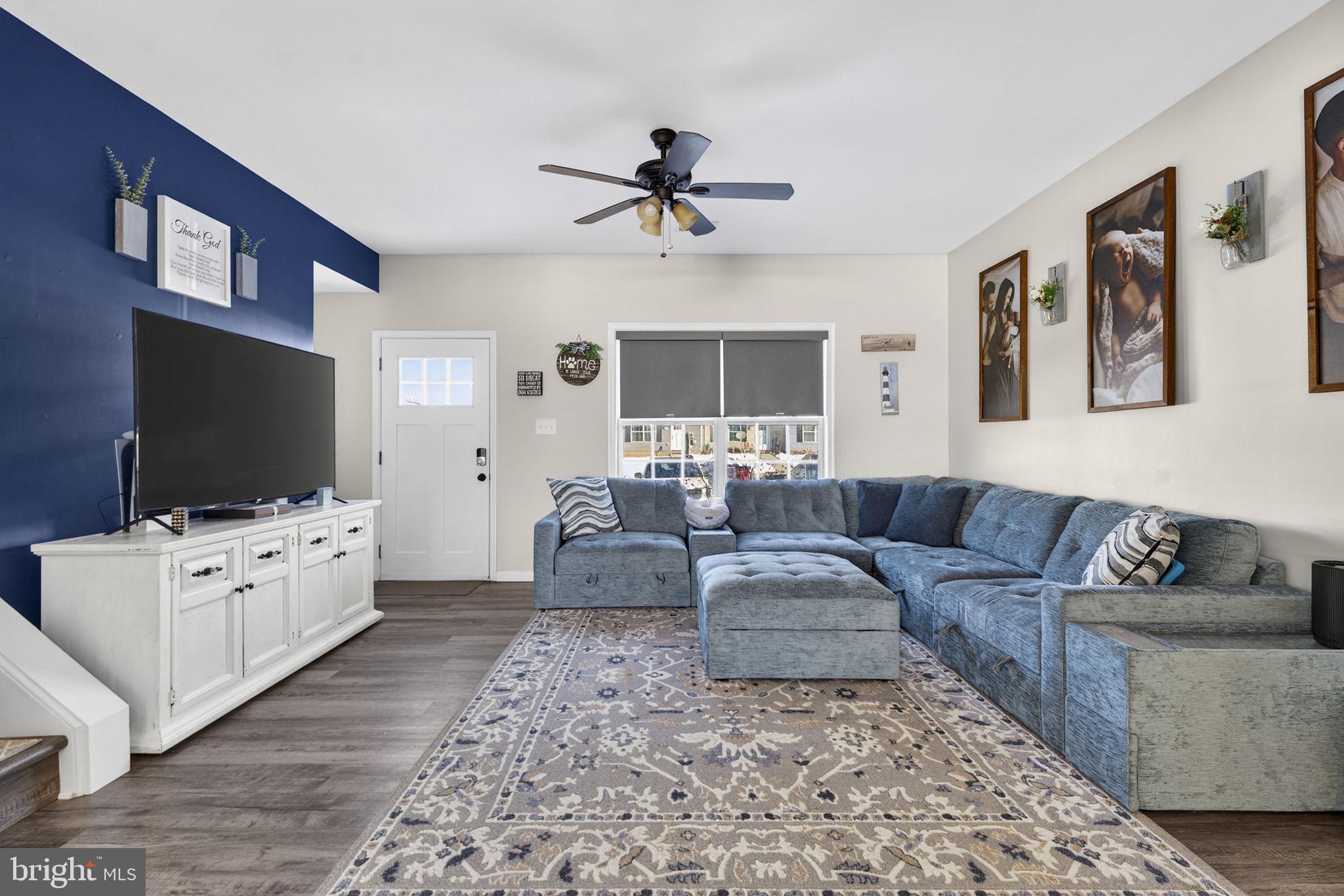 INWOOD VILLAGE - Residential