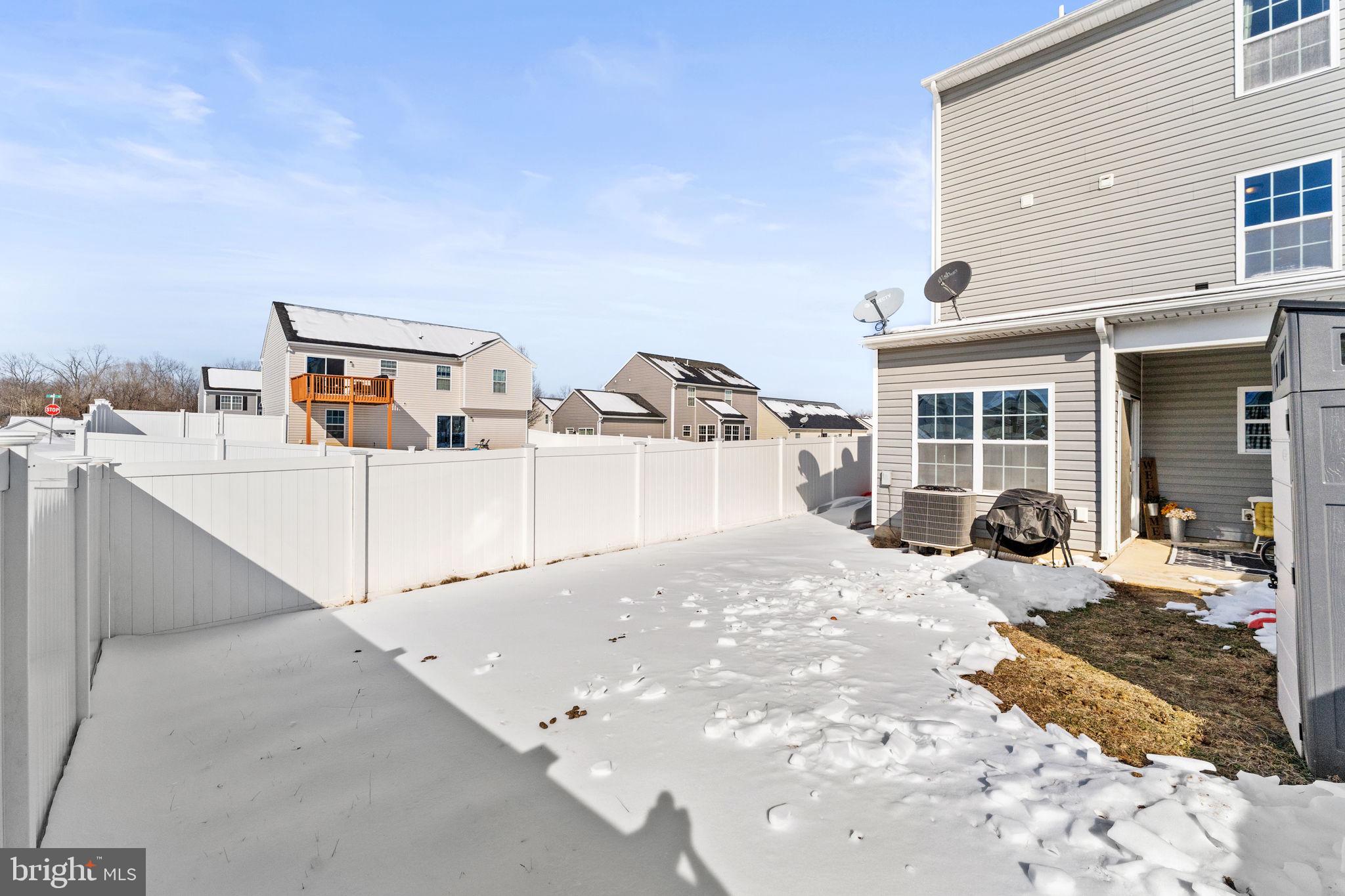 INWOOD VILLAGE - Residential