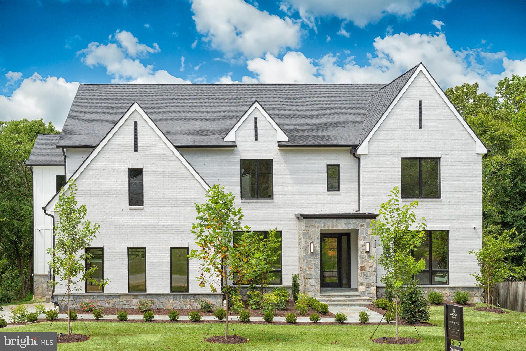 COUNTRY ACRES - Residential