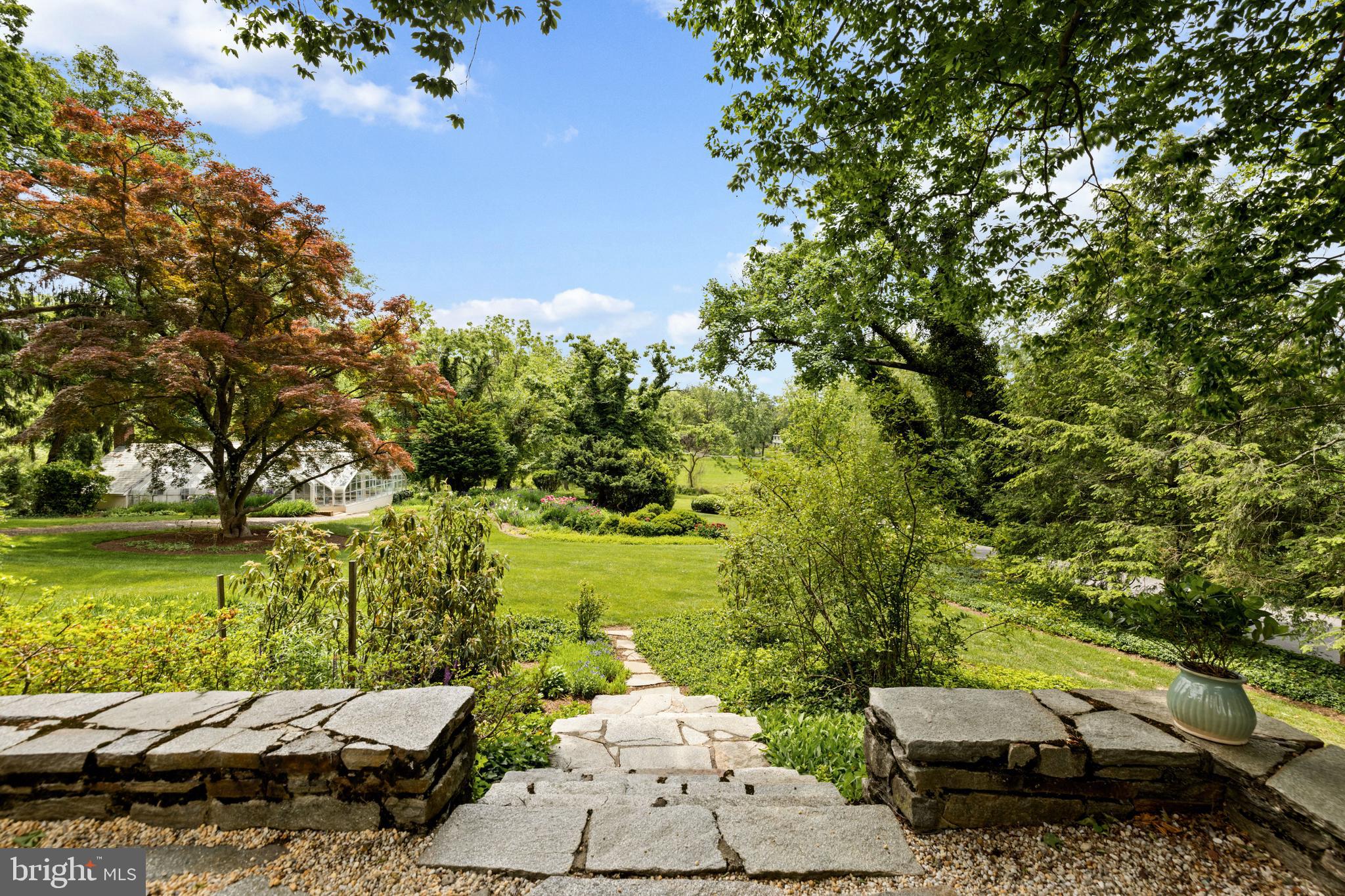 RUXTON - Residential