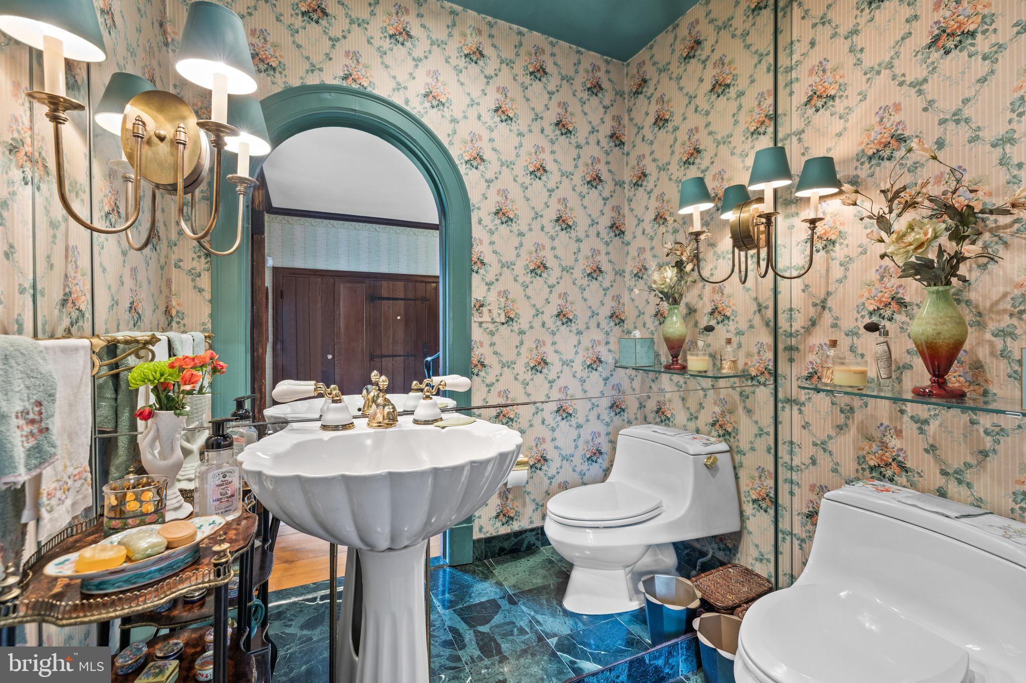 RUXTON - Residential