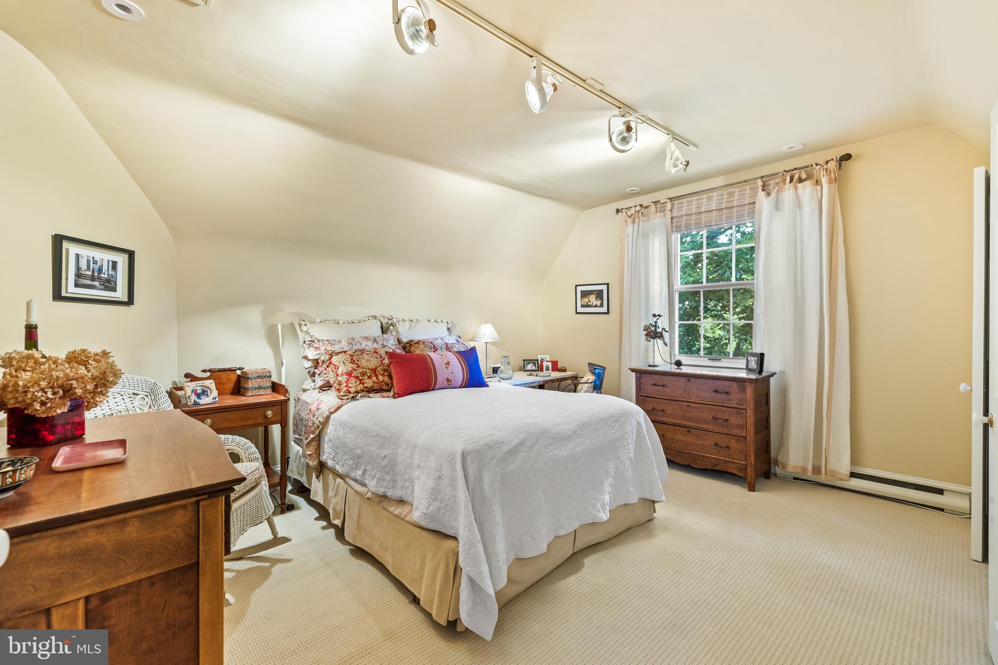 RUXTON - Residential