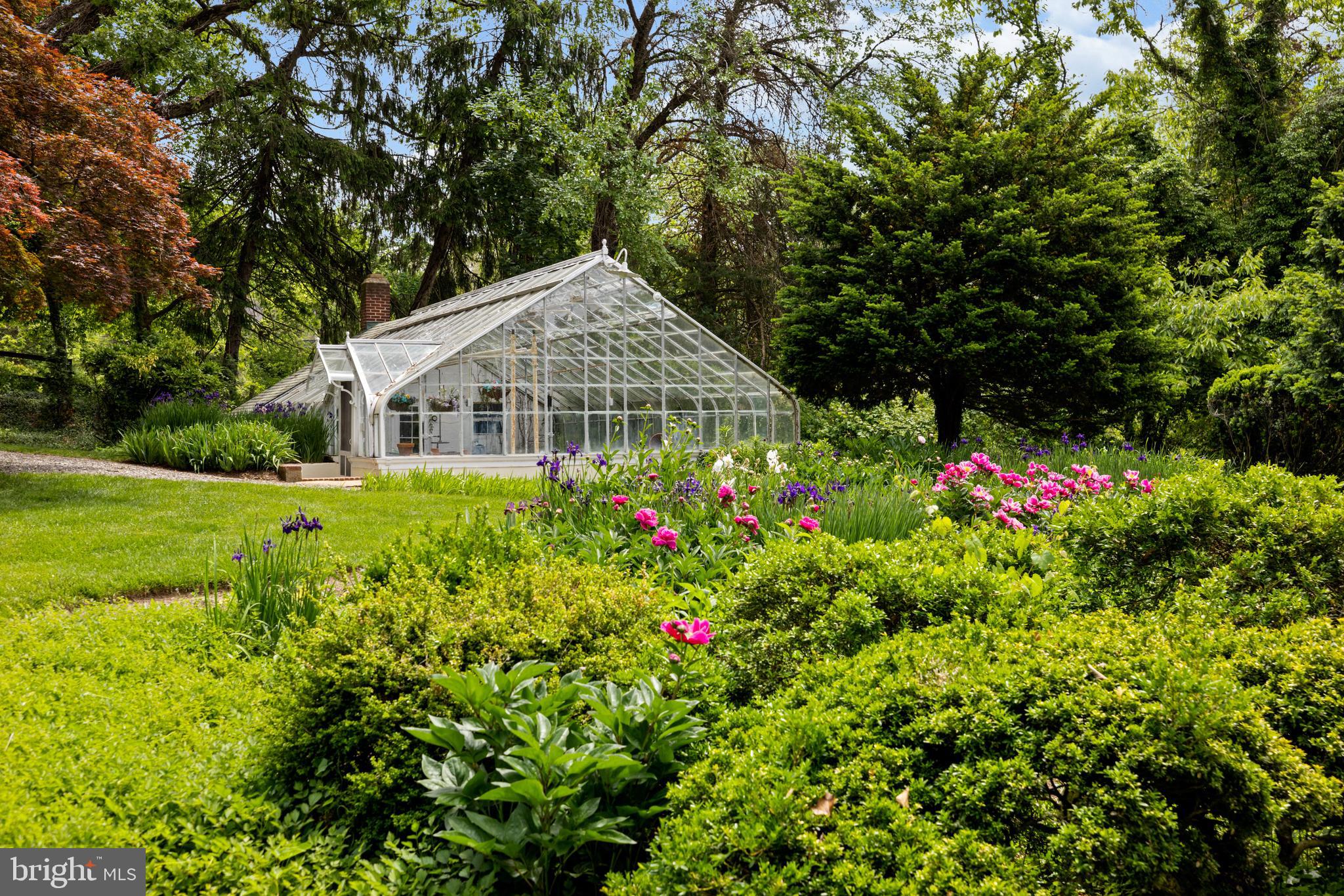 RUXTON - Residential