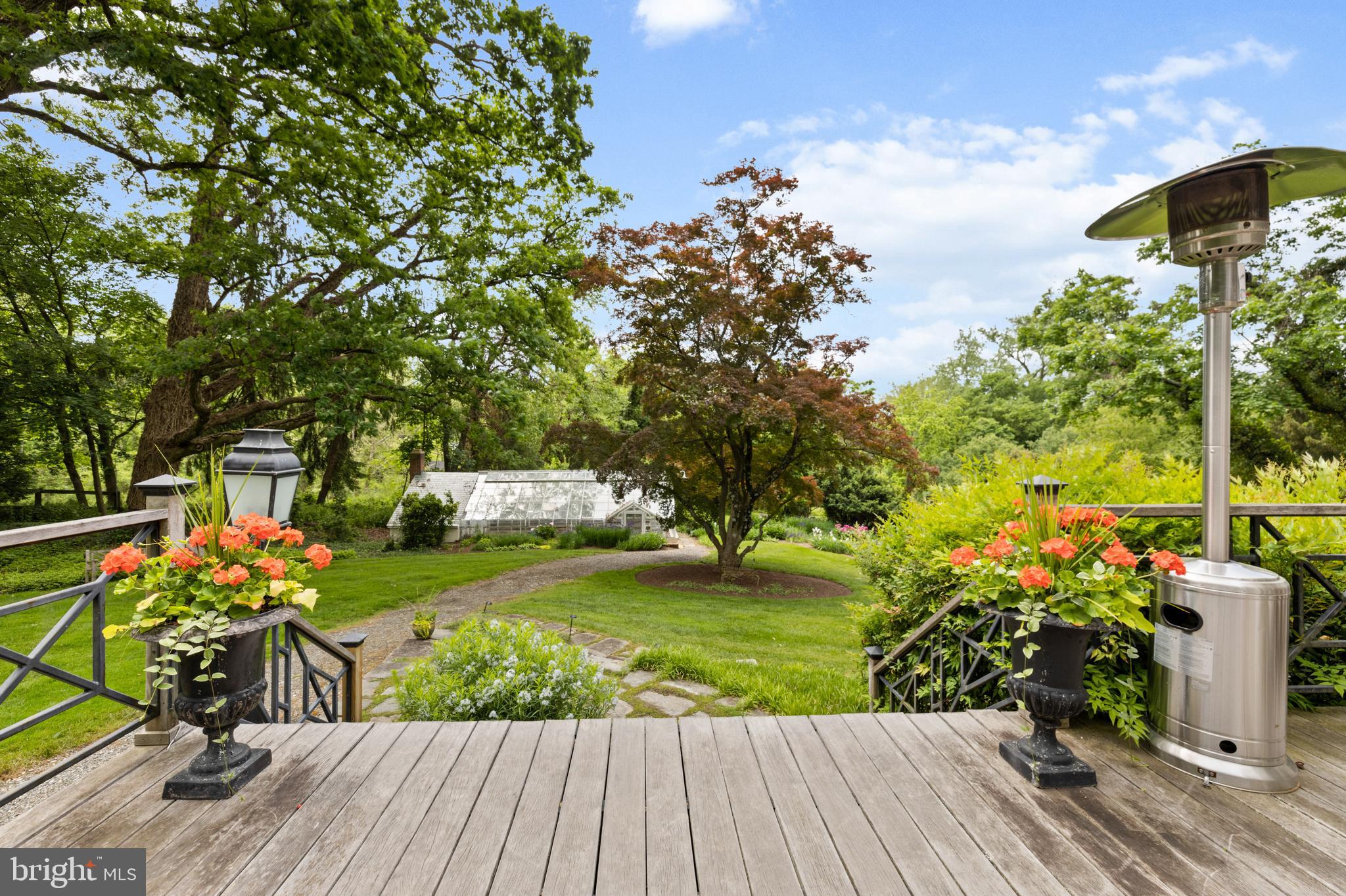 RUXTON - Residential