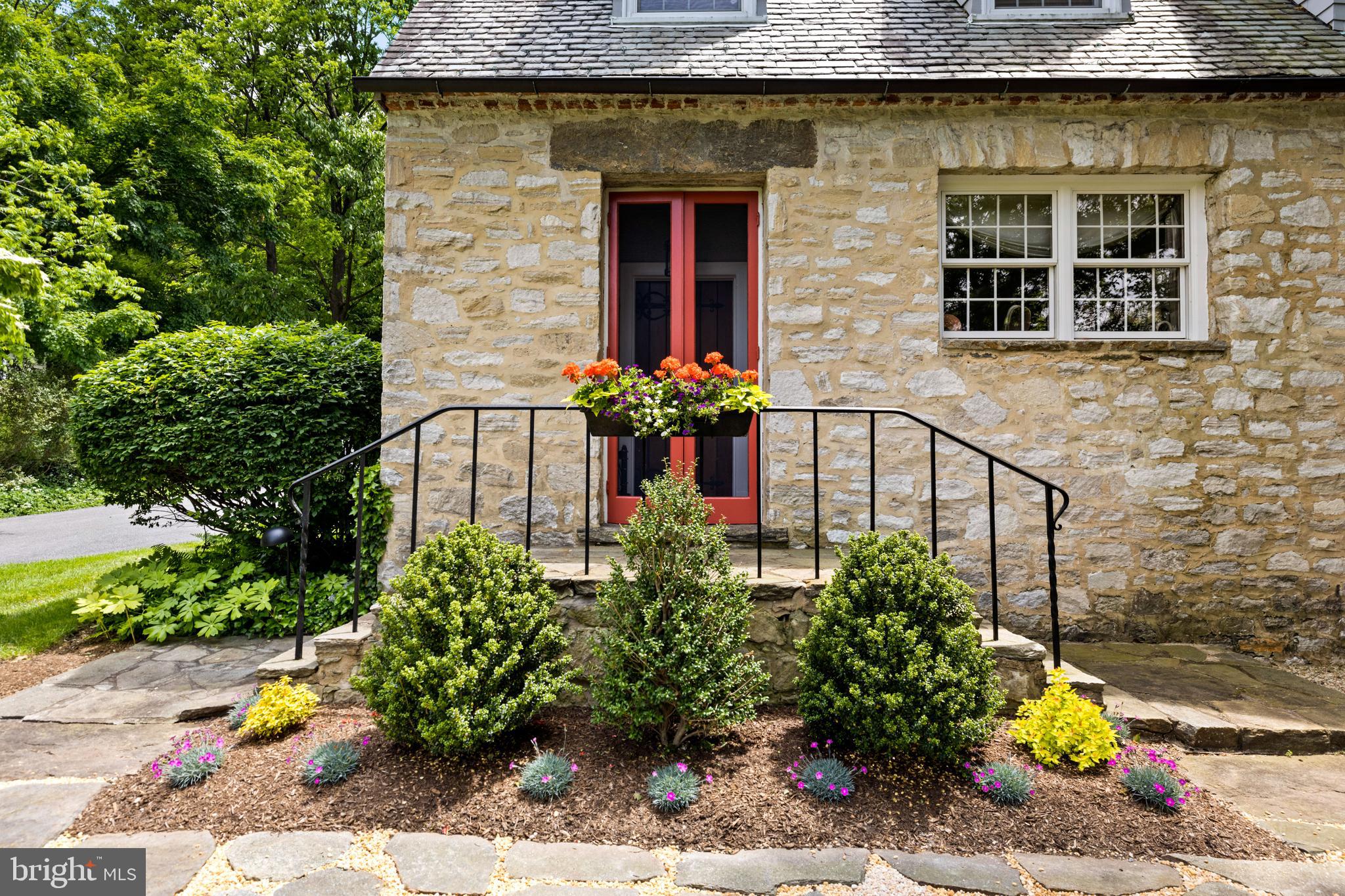 RUXTON - Residential