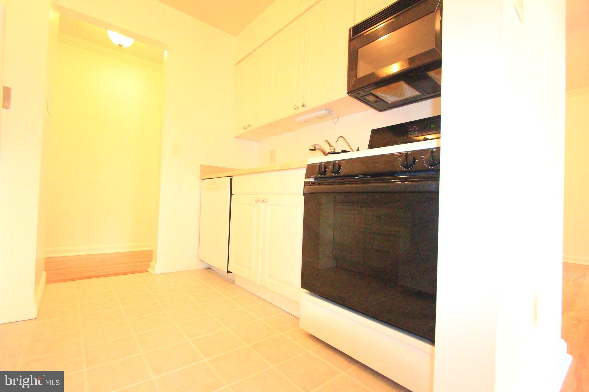 VILLAGE OF LONG REACH - Residential