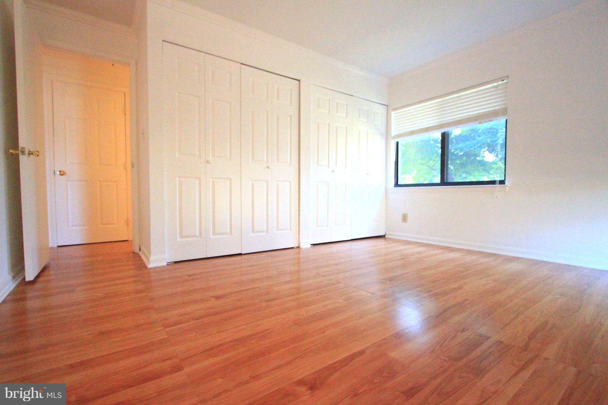 VILLAGE OF LONG REACH - Residential