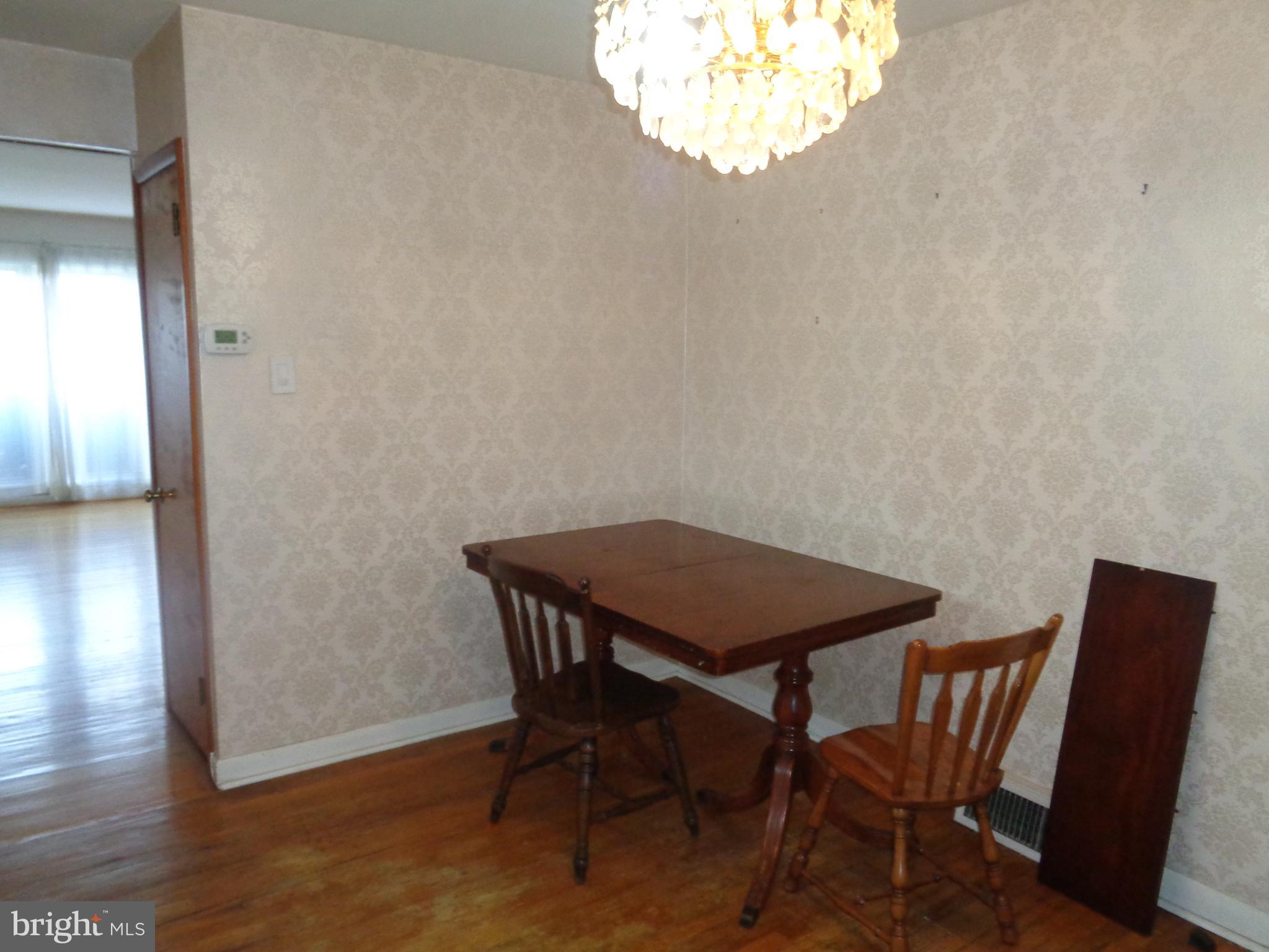 GLENSIDE - Residential