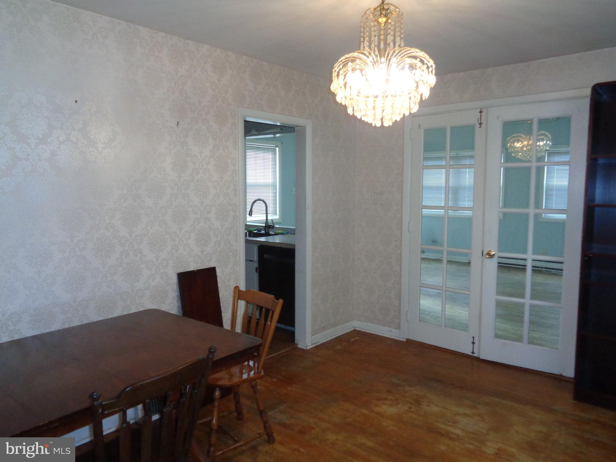 GLENSIDE - Residential