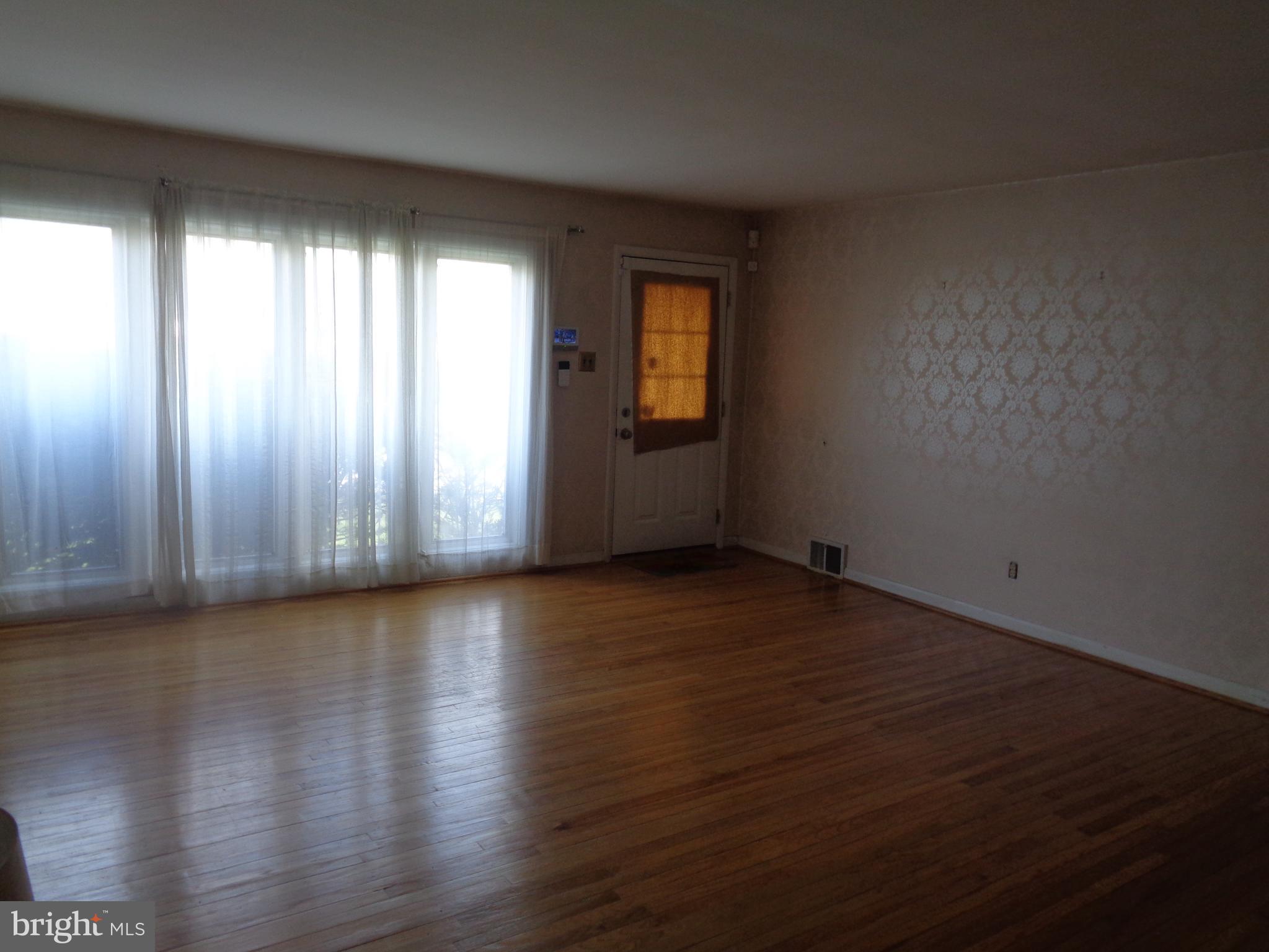 GLENSIDE - Residential