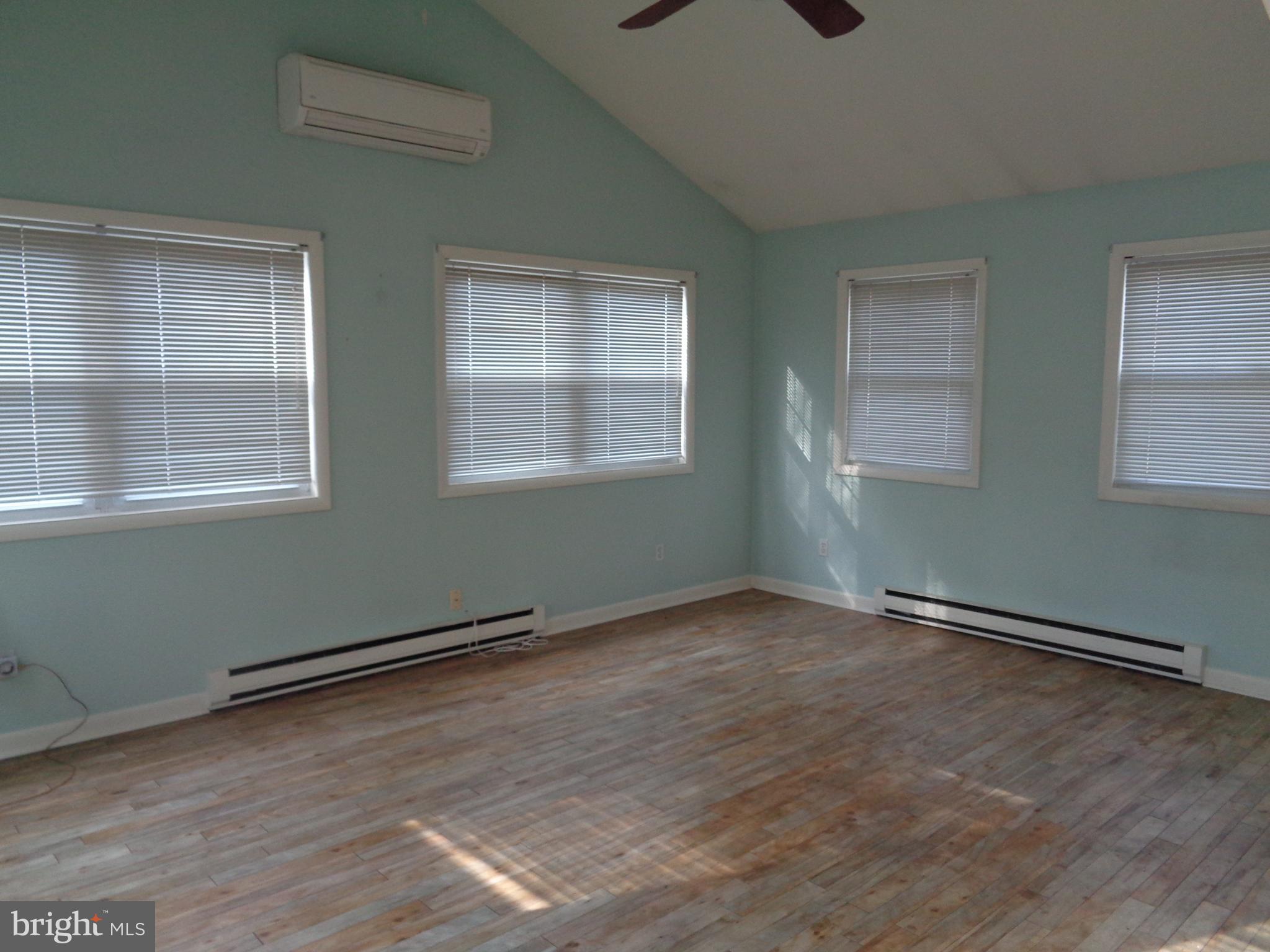 GLENSIDE - Residential