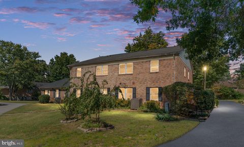 9740 HAGEL CIRCLE 48/D LORTON VA 22079