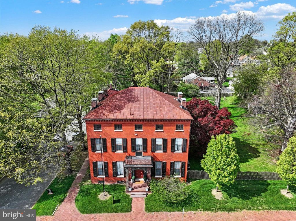 Photo of 310 W Market Street, MARIETTA, PA 17547 (MLS # PALA2042980)