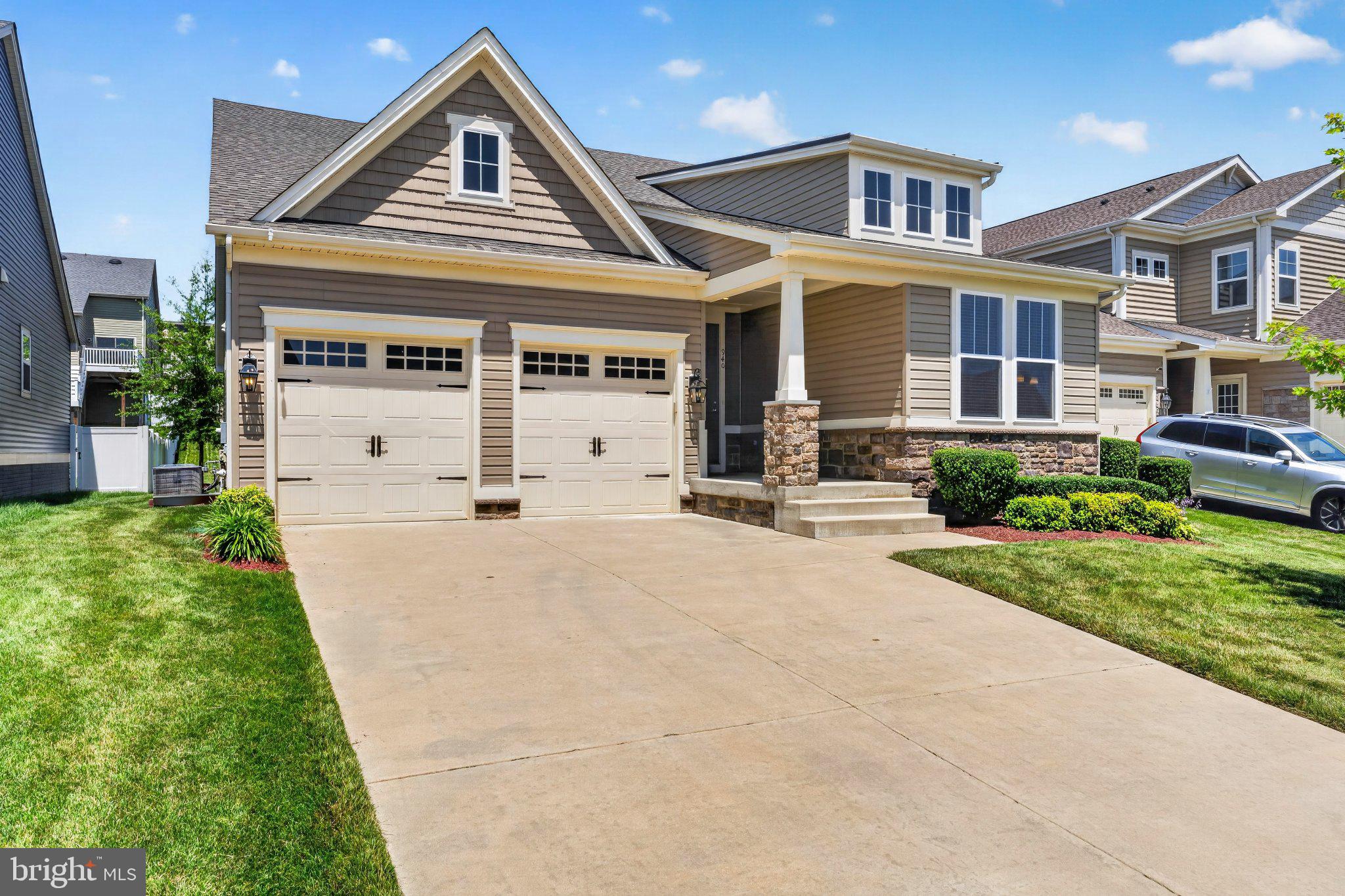 940 CORIANDER LANE