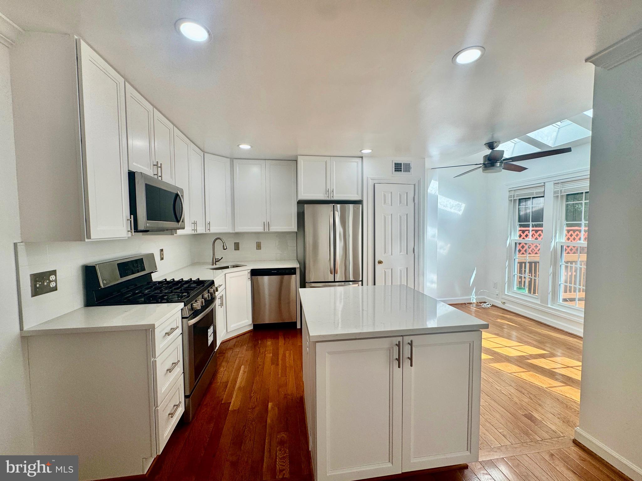 14503 BATTERY RIDGE LANE