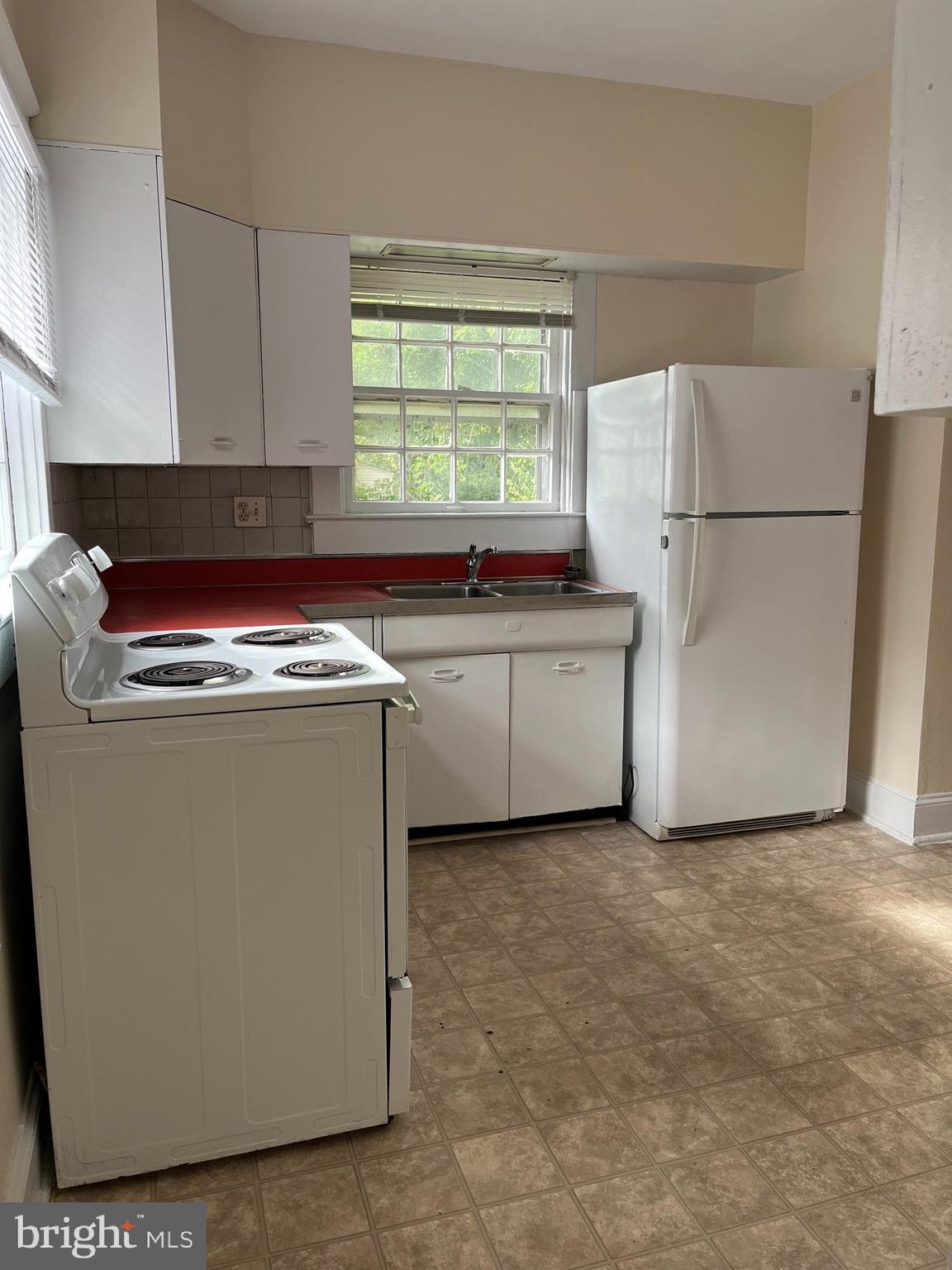 LIBERTY HEIGHTS - Residential Lease