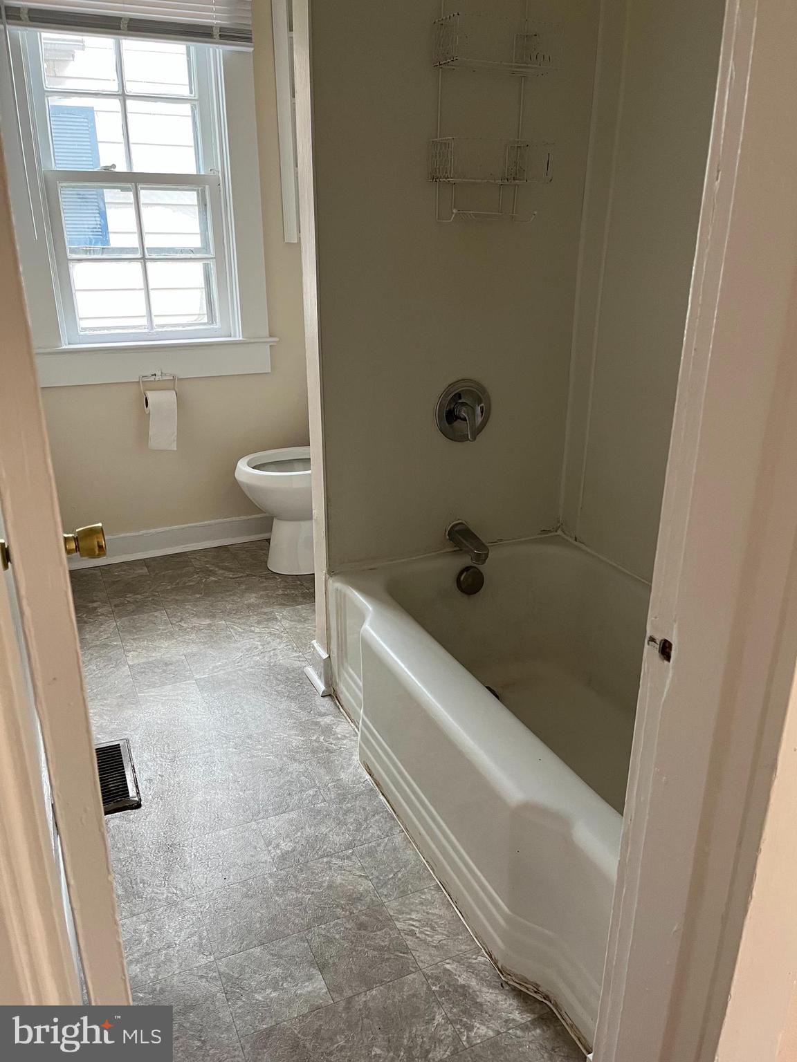 LIBERTY HEIGHTS - Residential Lease