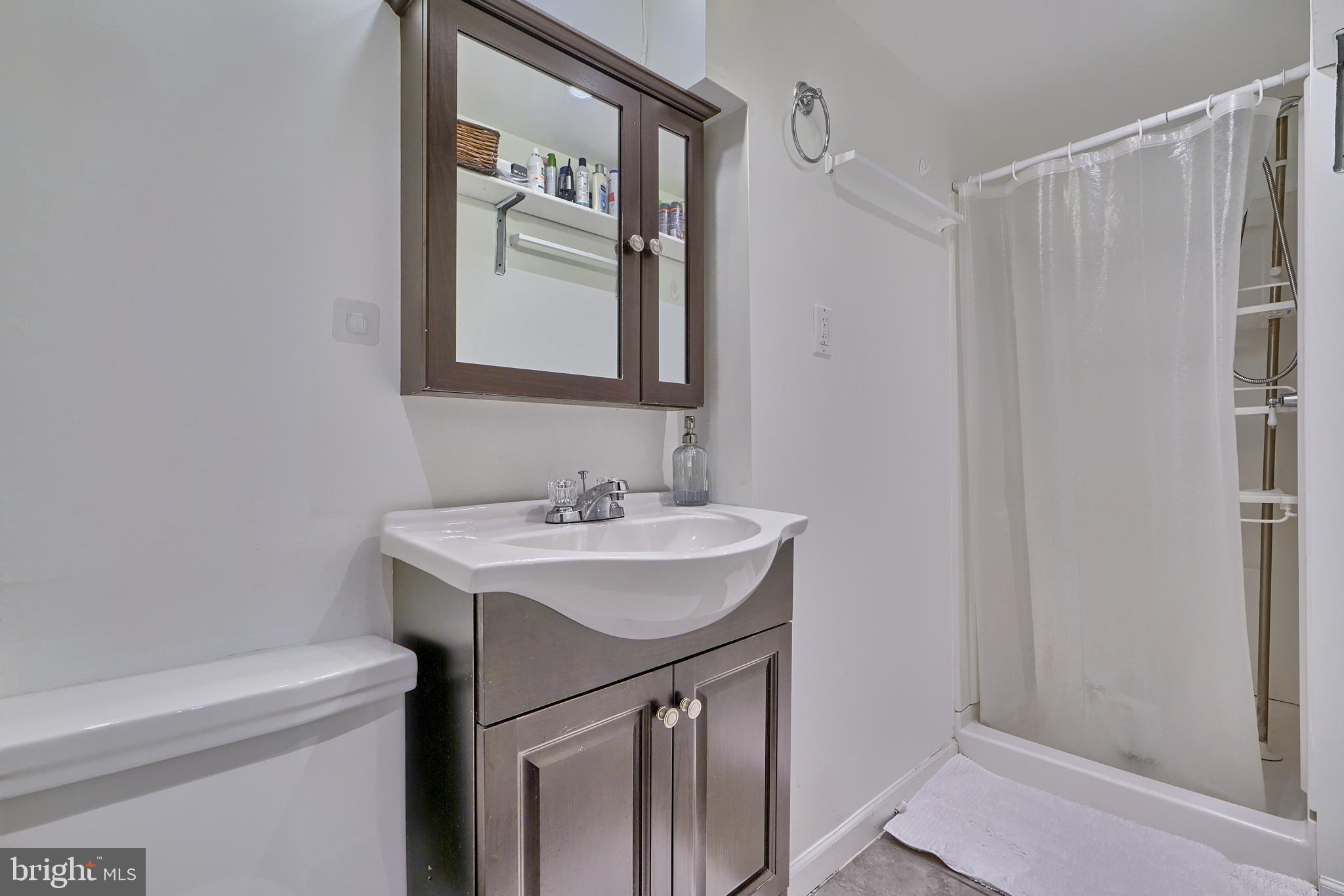 EASTWOOD - Residential