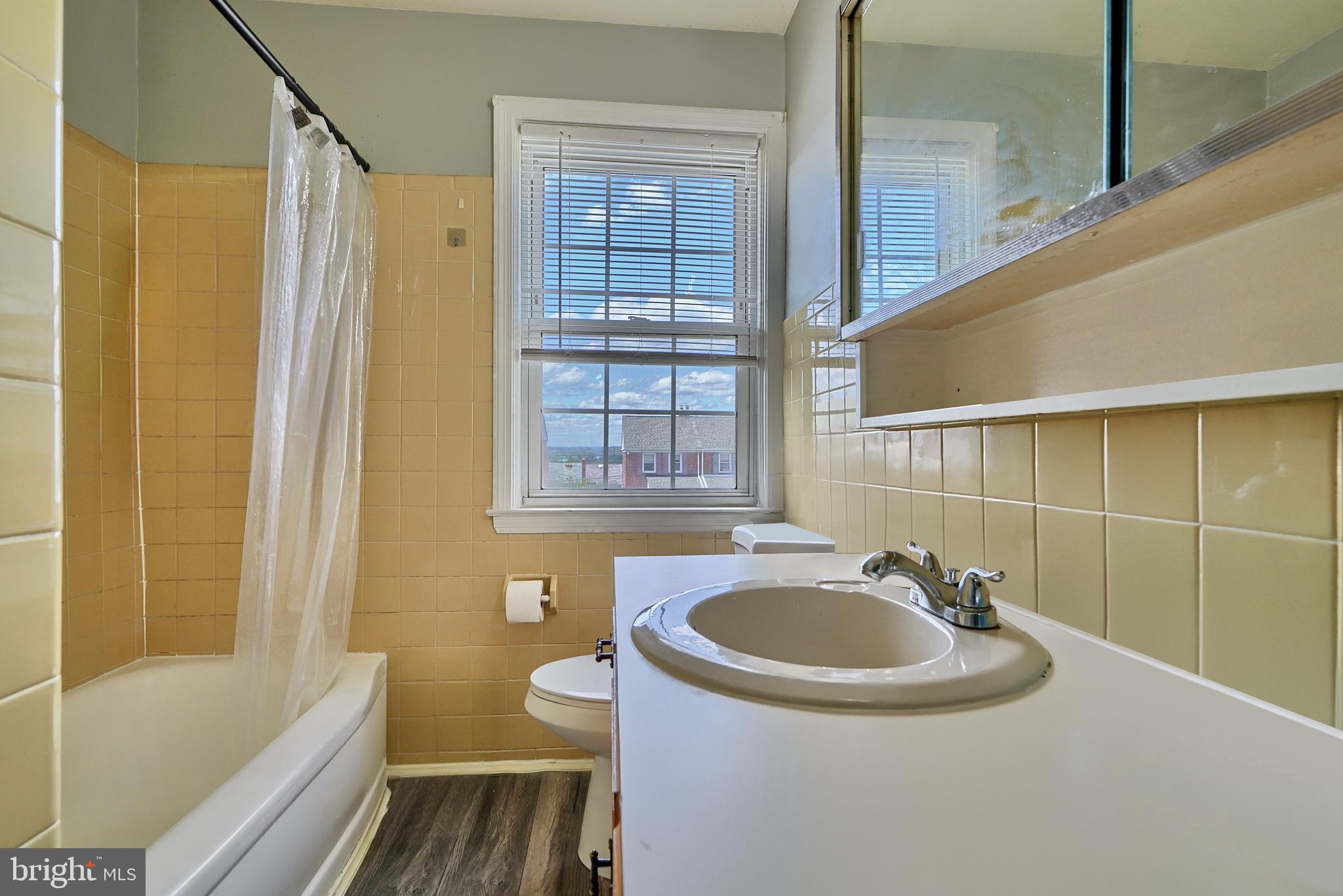 EASTWOOD - Residential