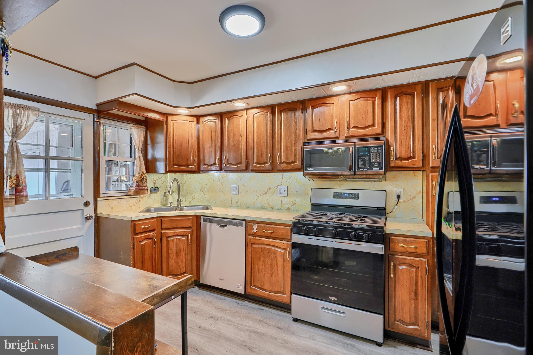 EASTWOOD - Residential