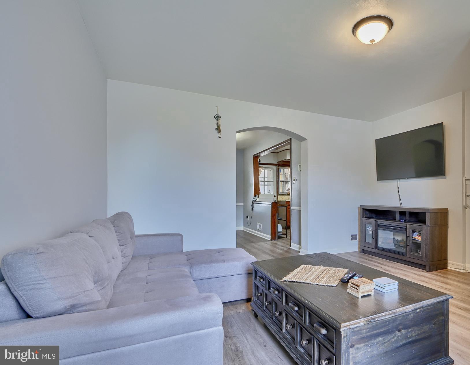 EASTWOOD - Residential