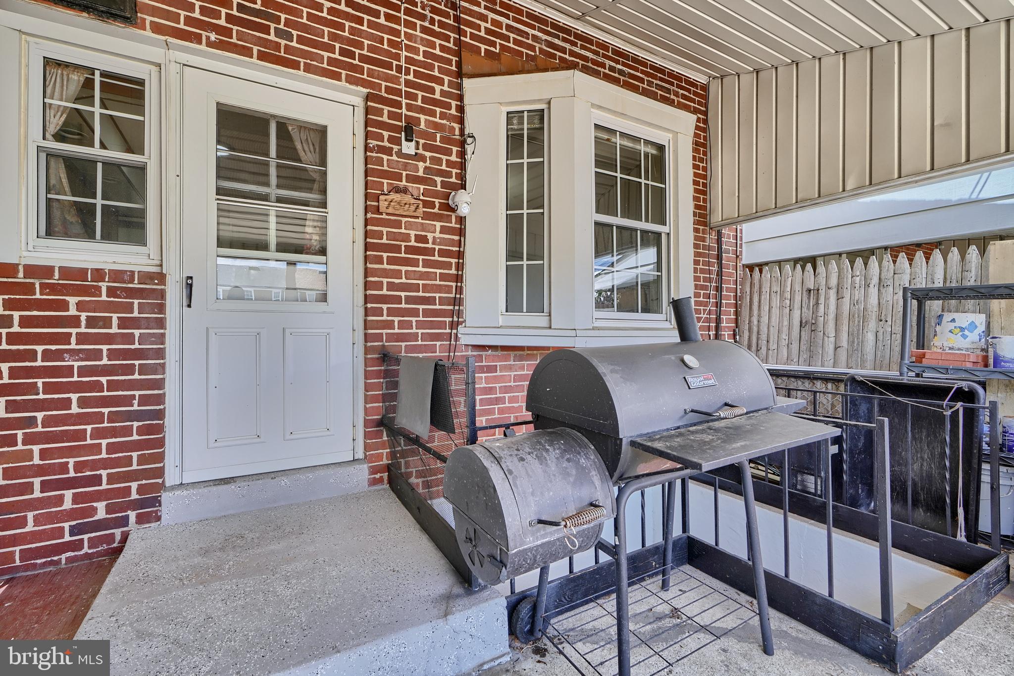 EASTWOOD - Residential