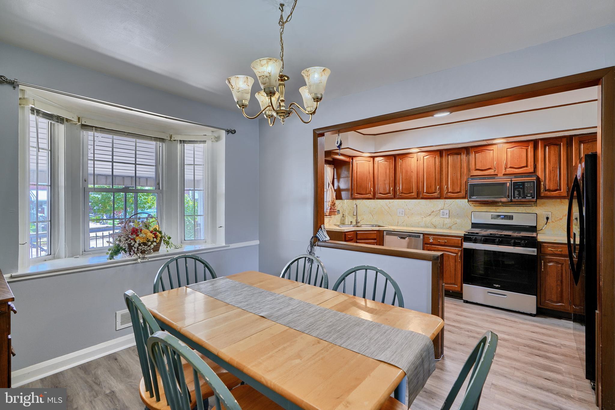 EASTWOOD - Residential