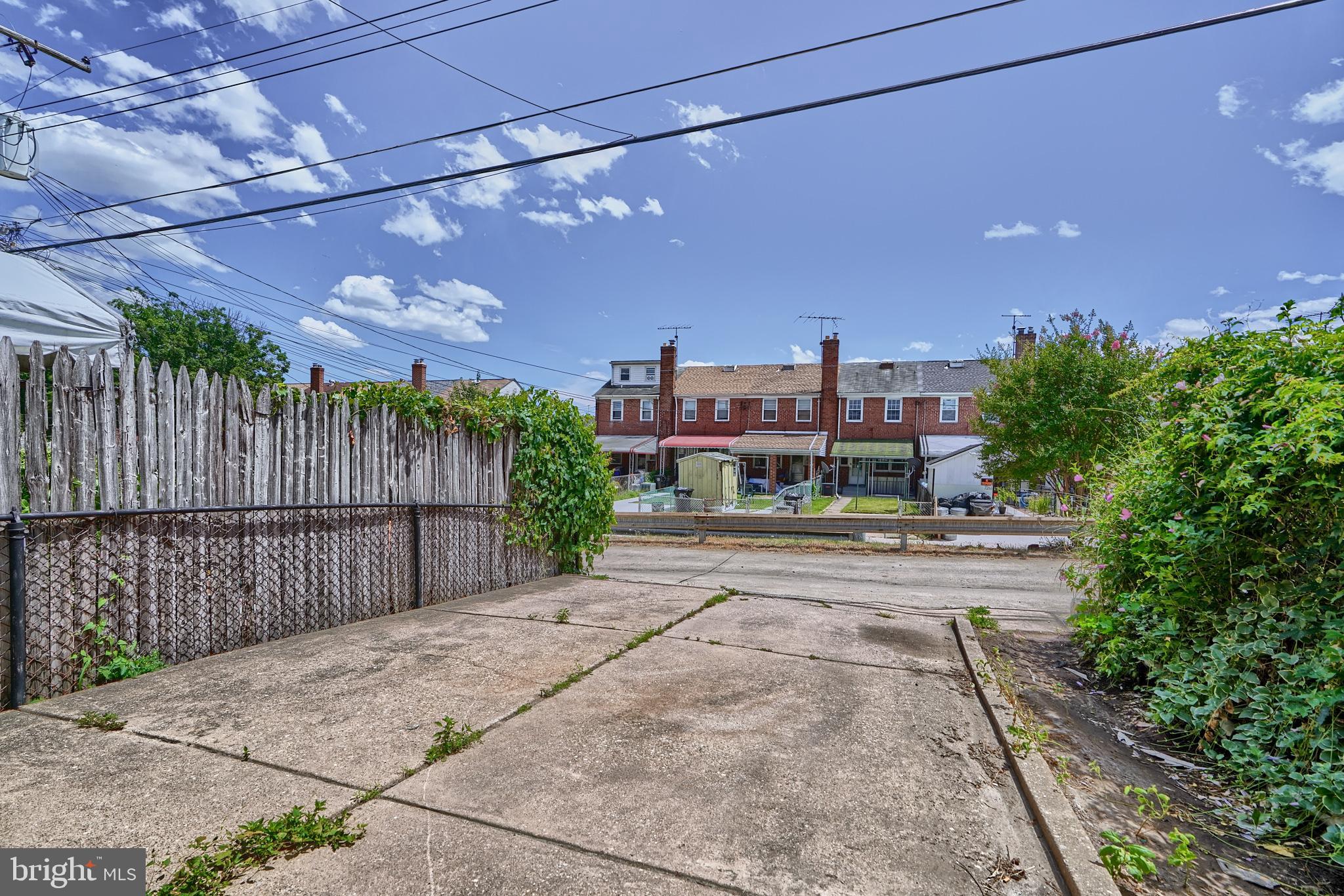 EASTWOOD - Residential