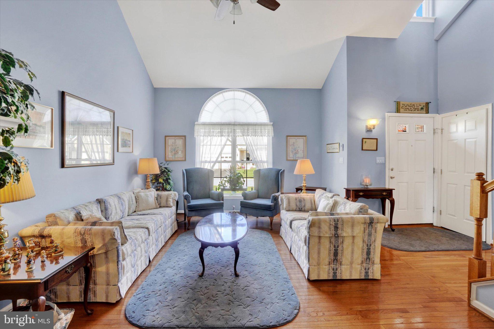 228 PROSPECT CIRCLE 52