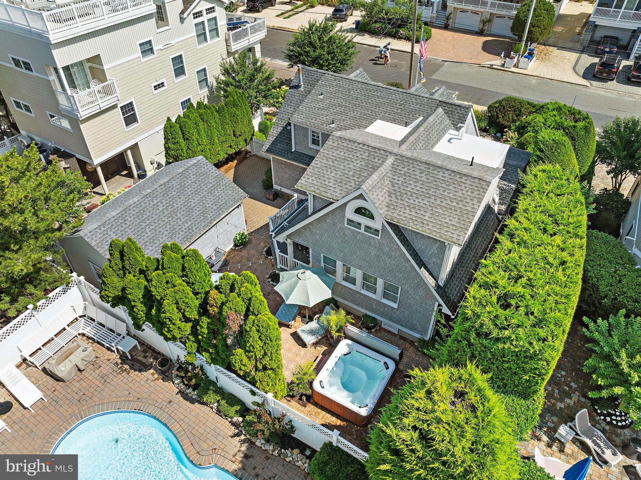 108 E KANSAS AVENUE