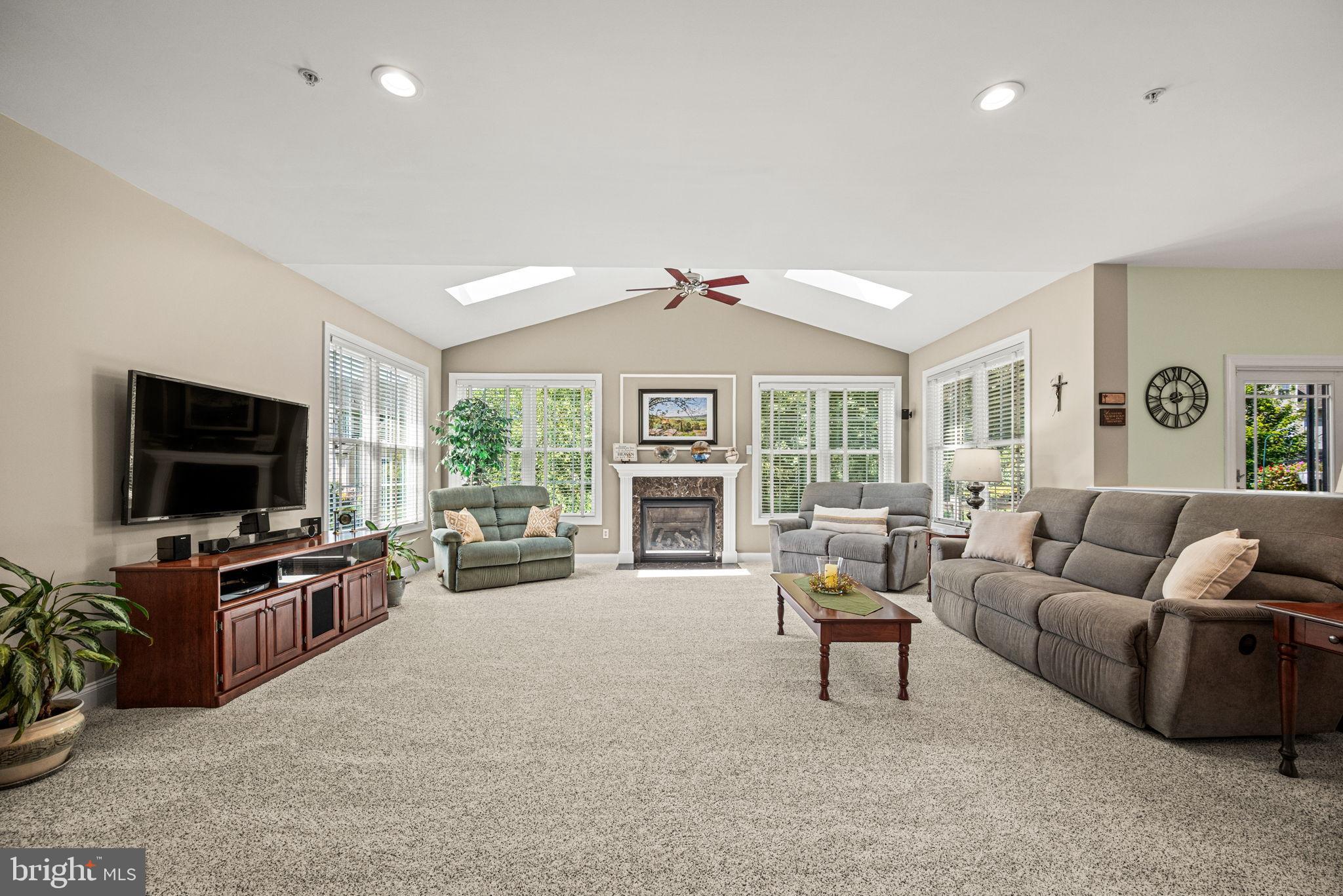 WHITELAND RIDGE - Residential