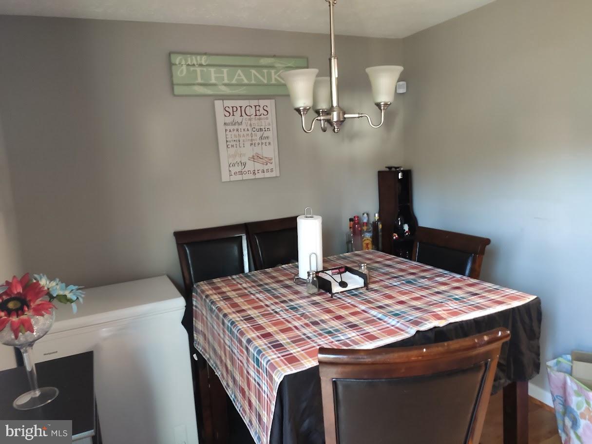 ST CHARLES BANNISTER - Residential