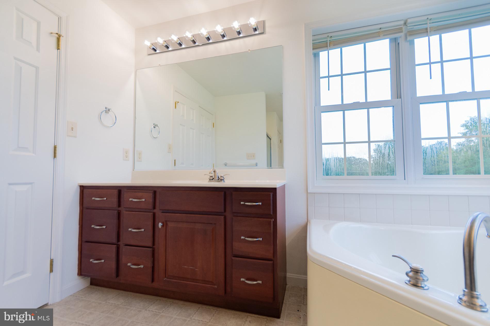 NORTH RIDGE - Residential