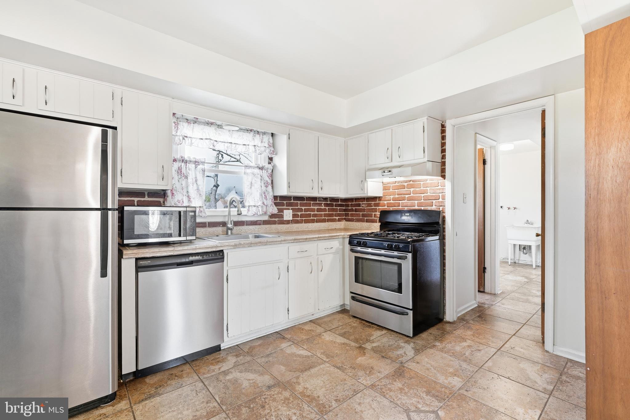 SYCAMORE RIDGE - Residential