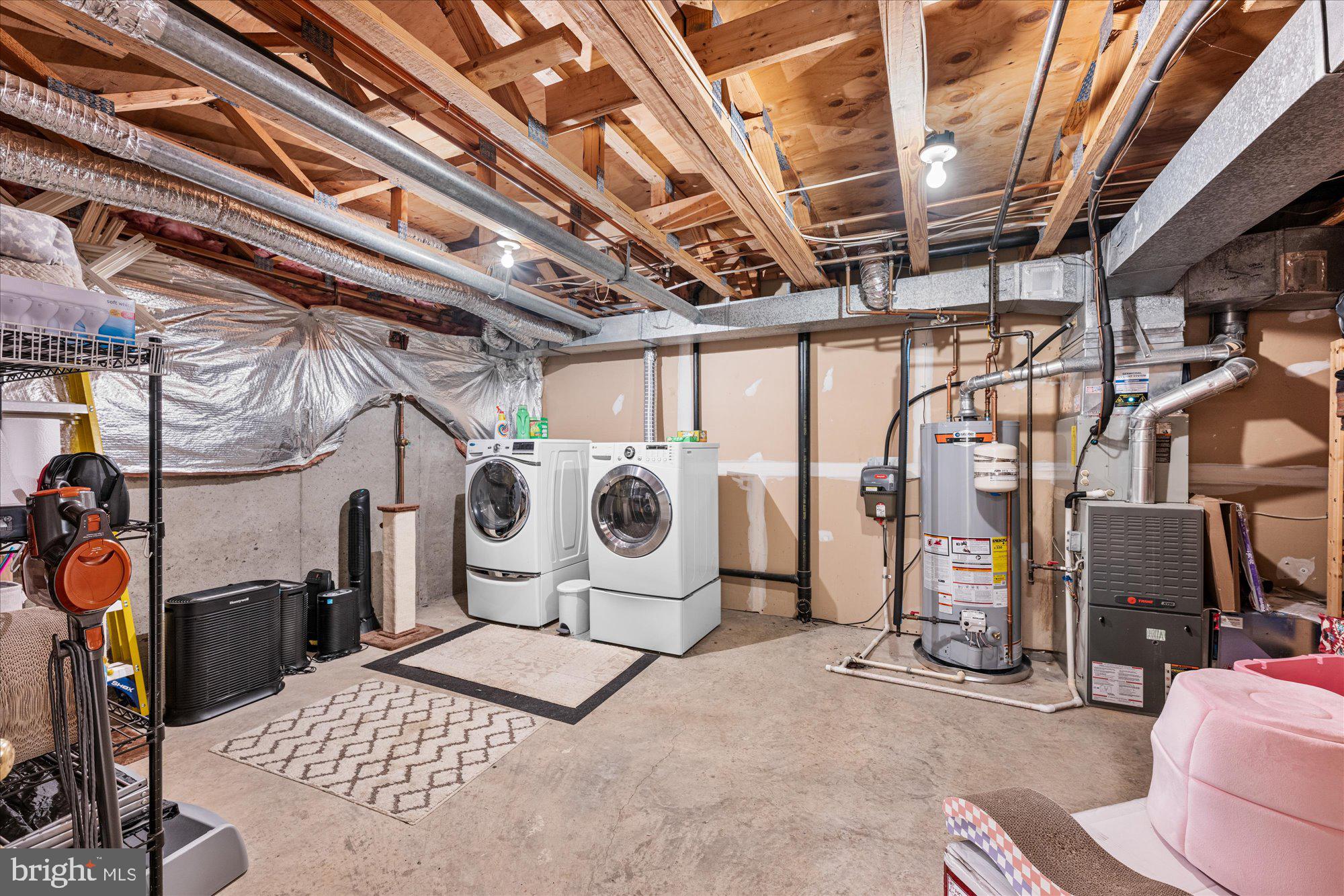 OLDE OAK RIDGE - Residential