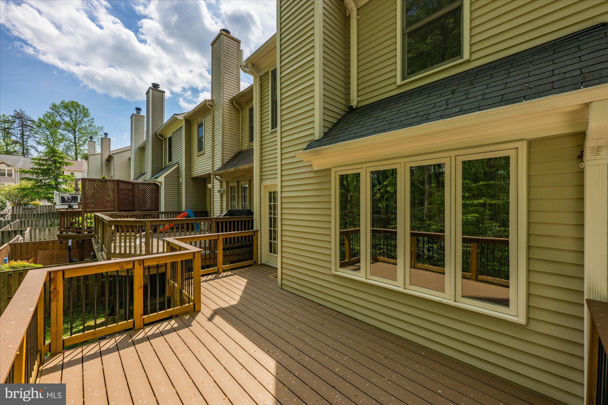 OLDE OAK RIDGE - Residential