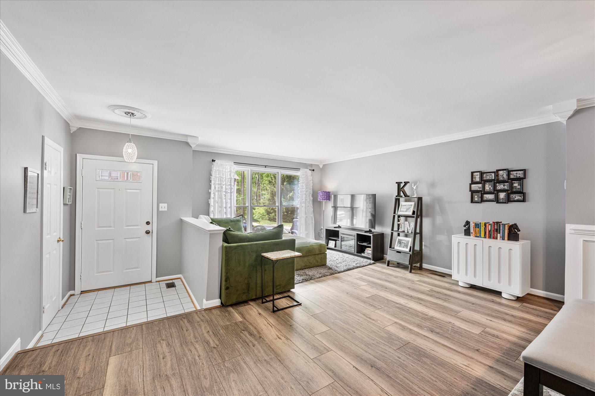 OLDE OAK RIDGE - Residential