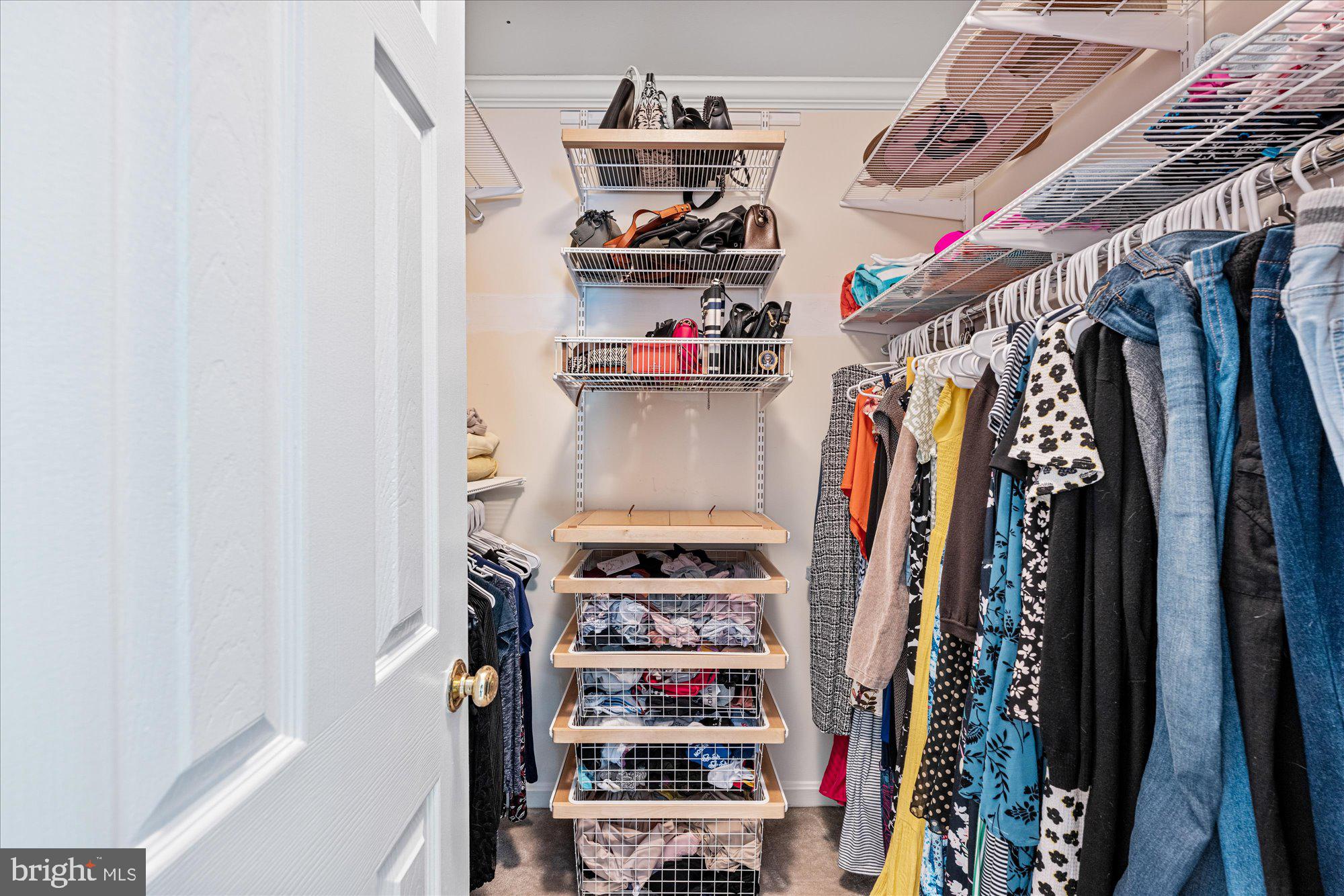 OLDE OAK RIDGE - Residential