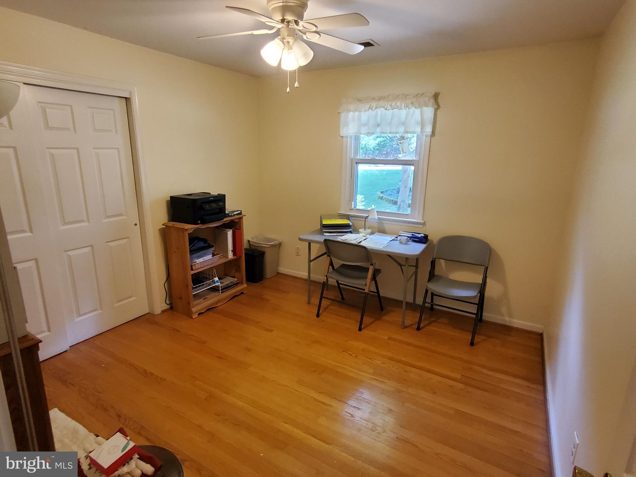 COLUMBIA PARK - Residential